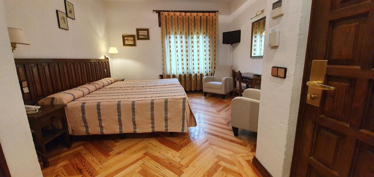 Mirasierra Santo Tomé del Puerto Extérieur photo
